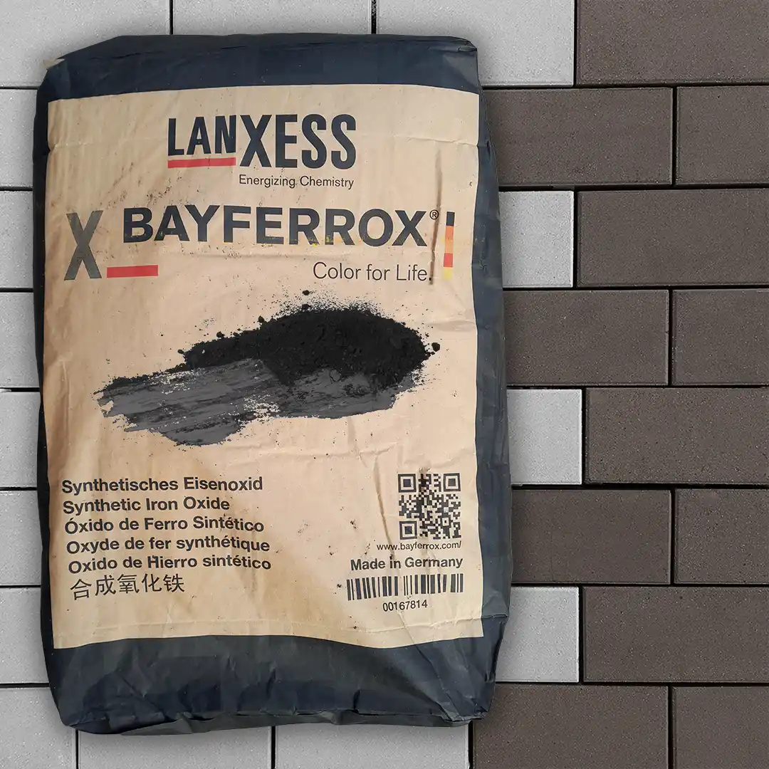Пігмент для бетону Bayferrox 330